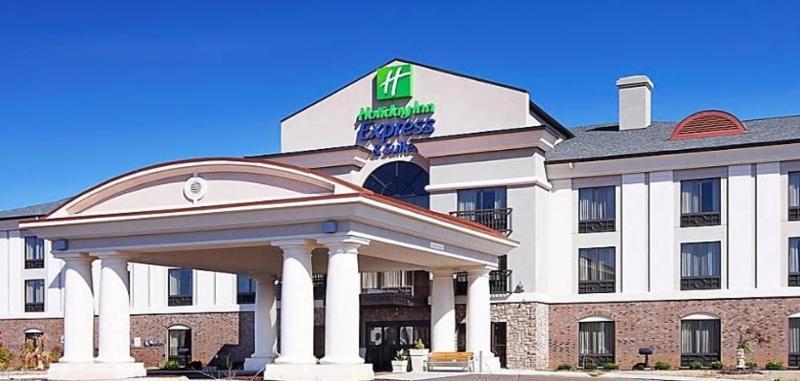 科温顿智选假日酒店及套房 Covington 外观 照片